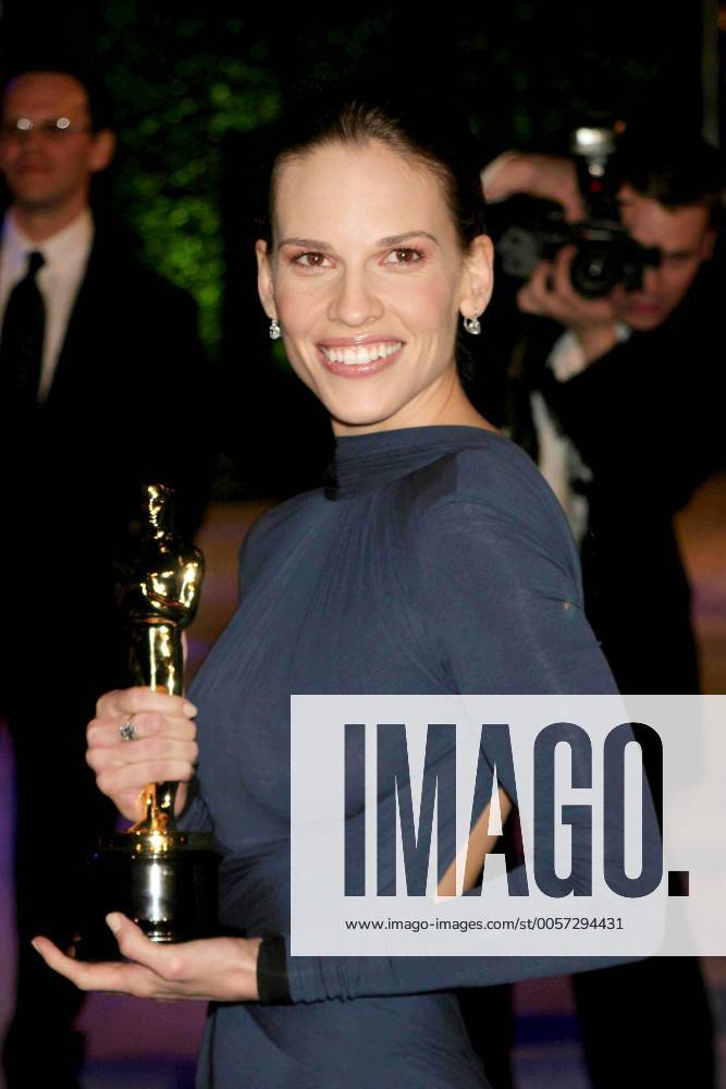 OSCARS. Beste Hauptdarstellerin. Preisträgerinnen 2001-2010 Feb. 28, 2005 - New York, New York, U.S. - HILARY SWANK AT VANITY FAIR OSCAR PARTY AT MORTONS IN WEST HOLLYWOOD, CA ON 02-27-2005. 2005..K49167HMC New York U.S. - ZUMAmg1