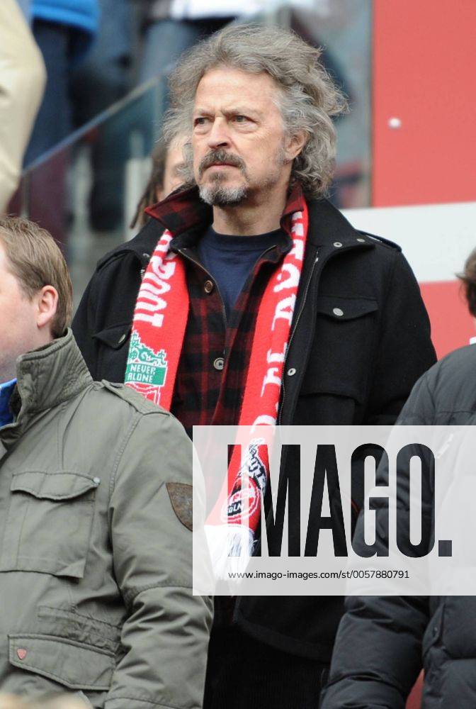 Fussball, Saison 2011-2012, 1. Bundesliga, 29. Spieltag, 1. FC Köln - SV Werder Bremen 1-1, BAP Sänger Wolfgang Niedecken