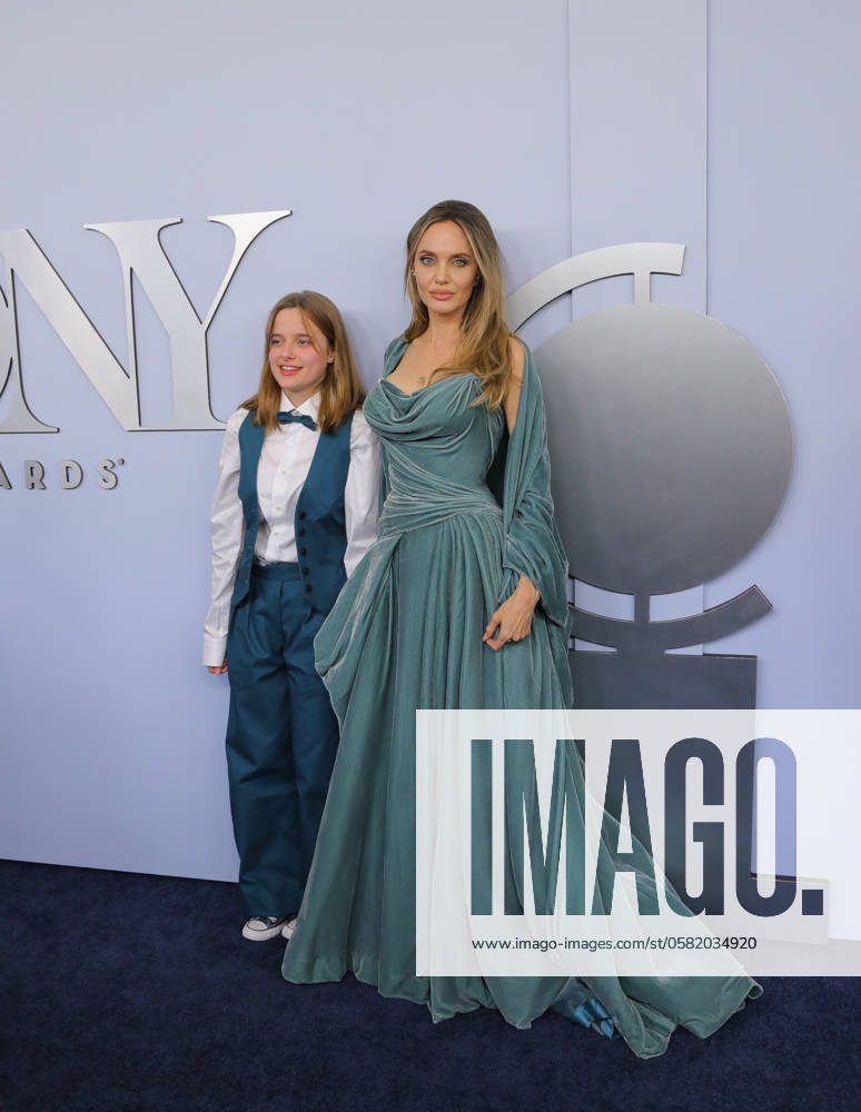 Vivienne Jolie-Pitt and Angelina Jolie arrive on the red carpet at The 77th Annual Tony Awards at David H. Koch Theater at Lincoln Center for the Performing Arts on Sunday, June 16, 2024 in New York City. NYP20240616518 SERENAxXUxNING
