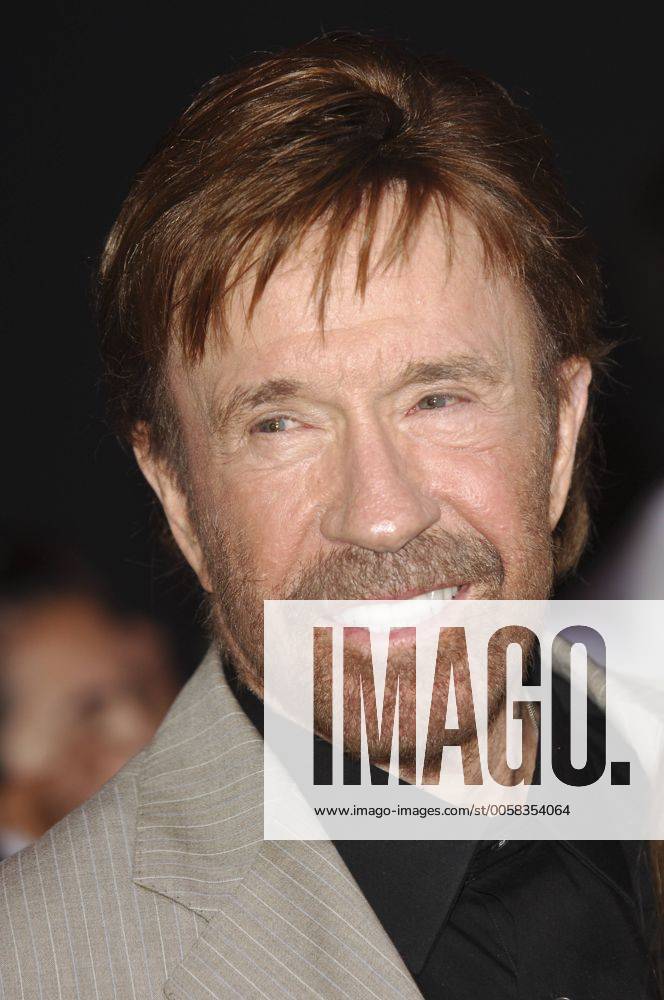 Chuck Norris THE EXPENDABLES 2 FILM PREMIERE Hollywood Patrick Rideaux PicturePerfect