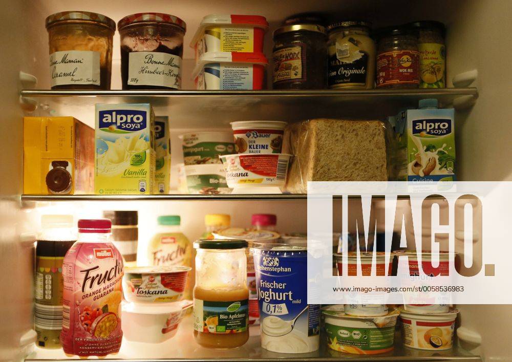 Lebensmittel in einem Kühlschrank