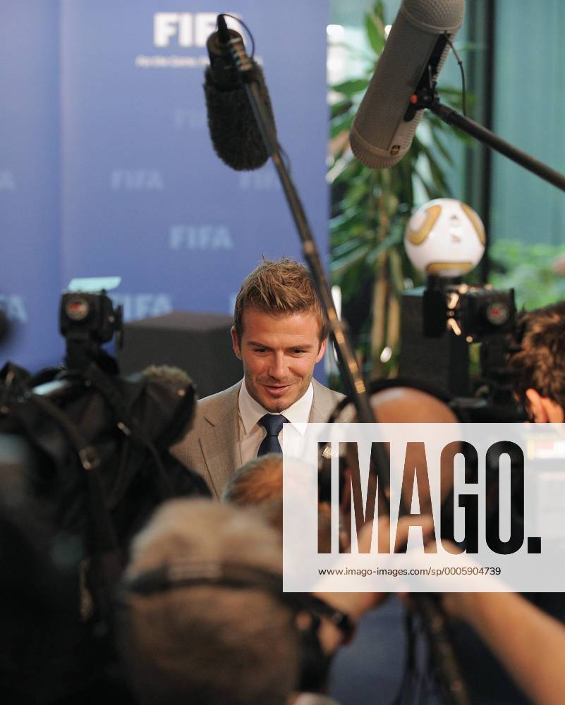 Fussball International, Bewerbung für die FIFA WM 2018 und die FIFA WM 2022 14.05.2010 Delegation England uebergibt ihre WM Bewerbung: David Beckham, Vizepräsident des englischen Bewerbungskomitees Weltmeisterschaftsbewerbung o0 Medien TV