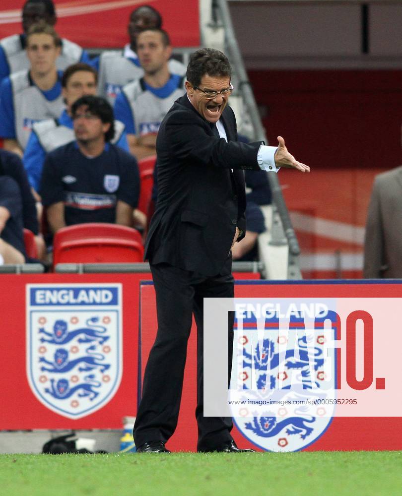 England s coach Fabio Capello looks on International Friendly England v Mexico 24th May, 2010 . o0 Nationaltrainer enttäuscht FA Logo