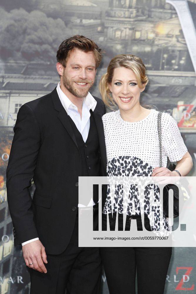 Ken Duken und seine Ehefrau Marisa Leonie Bach bei der Premiere von World War Z am 04.06.2013 in Berlin World War Z Kinopremiere in Berlin, 2013