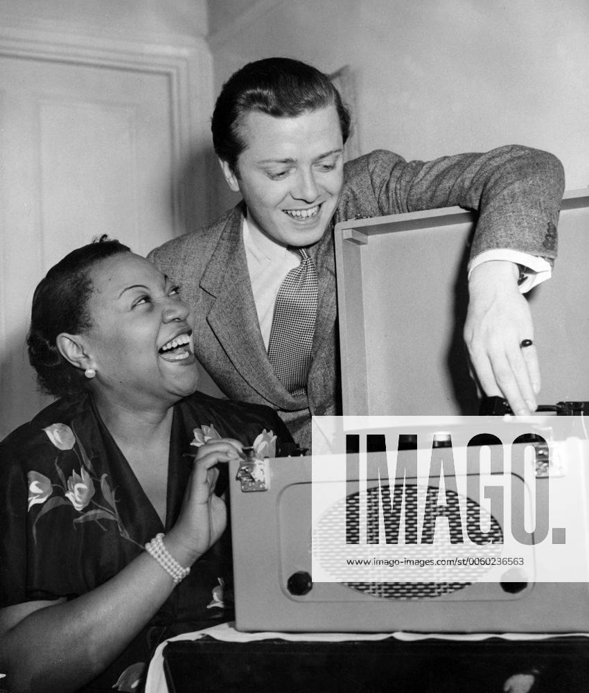 IMAGO ICONS: Sir David Attenborough Richard Attenborough on 3rd August 1950 with Rose Murphy (the Chi-chi girl) playing her latest recordings for him. Richard Samuel Attenborough, Baron Attenborough, CBE (born 29 August 1923) is an English actor, director, producer, and entrepreneur. Attenborough has won two Academy Awards, BAFTA and three Golden Globes. He is the older brother of naturalist filmmaker, Sir David Attenborough. Â UnitedArchives01032226