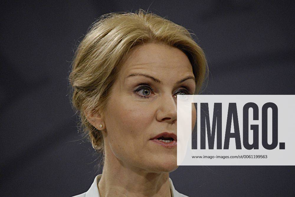 Pressekonferenz von Ministerpräsidentin Helle Thorning-Schmidt in Kopenhagen, Dänemark