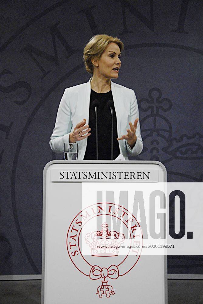 Pressekonferenz von Ministerpräsidentin Helle Thorning-Schmidt in Kopenhagen, Dänemark