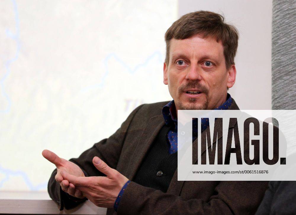 Römische Truppen in Thüringen 09.05.14 , Weimar, Pressekonferenz zu Funden aus der Römerzeit in Hachelbich im Bild: Dr.Mario Küssner (45)