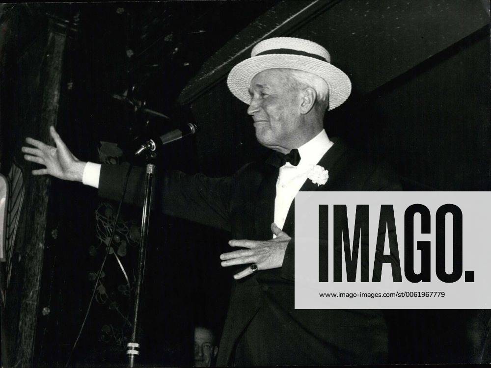 Jan. 28, 1965 - Maurice Chevalier Performing - ZUMAk09