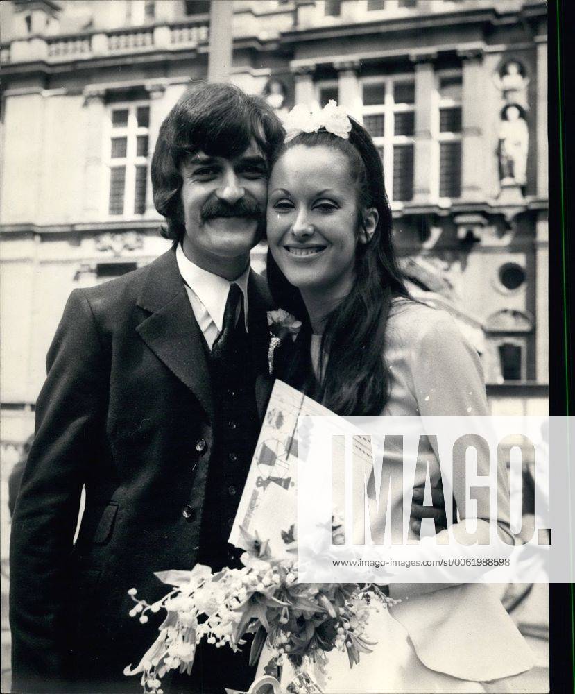 Jun. 06, 1969 - Member of the Moody Blues Weds.: Ray Thomas member of the Moody Blues pop group, playing flute, oboe and sax, married Miss Gillian Jary today at Caxton Hall. Ray Thomas is 27, Gillian Jary is 21. Photo shows Bride and Groom seen after today s wedding at Caxton Hall. - ZUMAk09