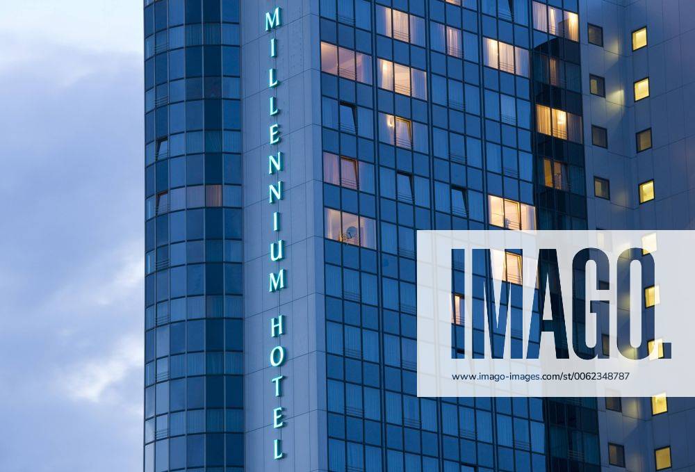 Germany, Baden-Württemberg, Stuttgart, High rise building WD00336