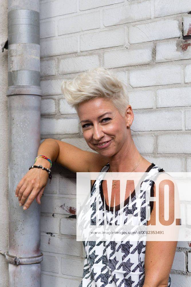 RTL Unter Uns Daily-Soap, Isabell Hertel (spielt Ute Fink) EP_kso