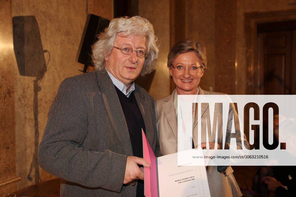 Manes Sperber Preis an Peter ESTERHAZY Wien, 27. 10. 2009 Peter ESTERHAZY, Claudia SCHMIED