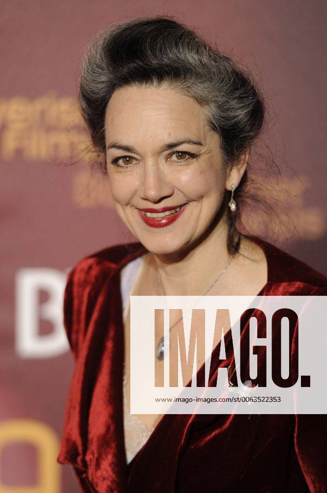 Irina WANKA (Schauspielerin) ,Einzelbild,angeschnittenes Einzelmotiv,Portraet,Portrait,Porträt. 36. Bayerischer Filmpreis 2015-Red Carpet,Roter Teppich,am 16.01.2015 im Prinzregententheater in Muenchen.