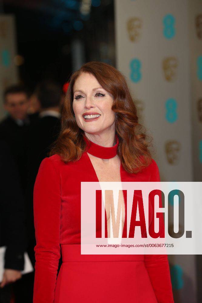. 08 02 2015. London, United Kingdom. Julianne Moore arriving at the BAFTA Film Awards in London xStephenxLockx xi-Imagesx IIM-9371-0036