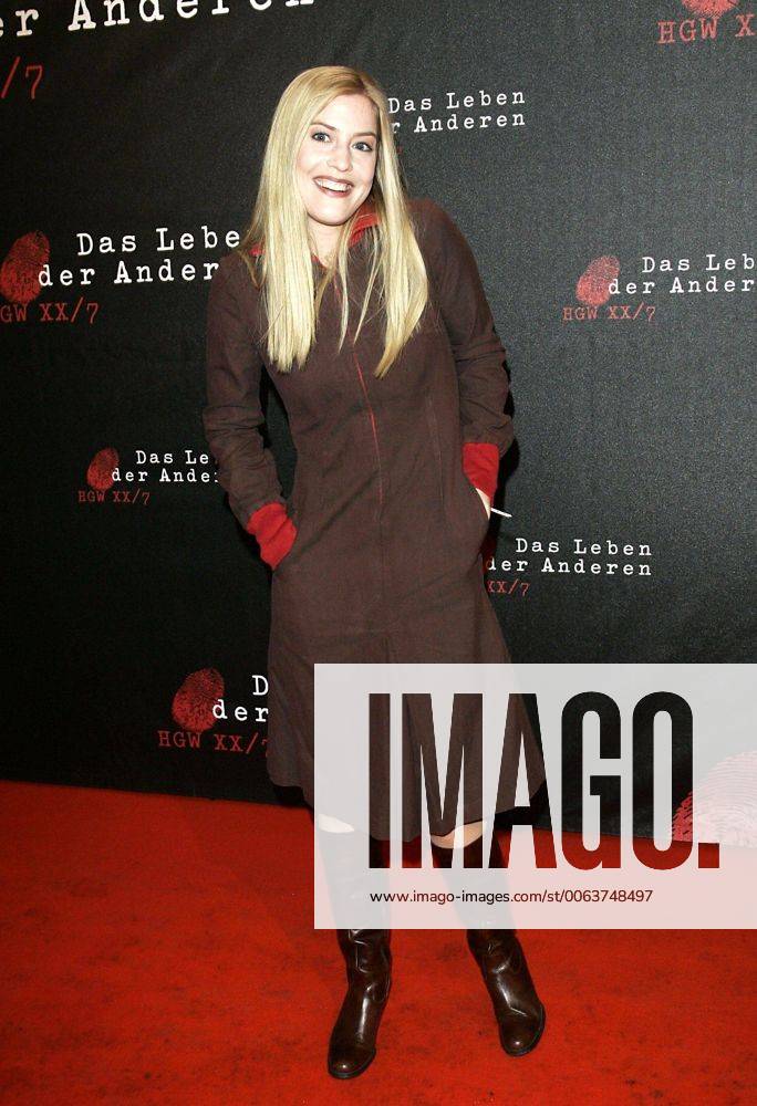 DAS LEBEN DER ANDEREN Premiere - Ankunft - Berlin Susanne Gaertner bei der Ankunft der Premiere DAS LEBEN DER ANDEREN im Cinemaxx am 15.03.2006 in Berlin.