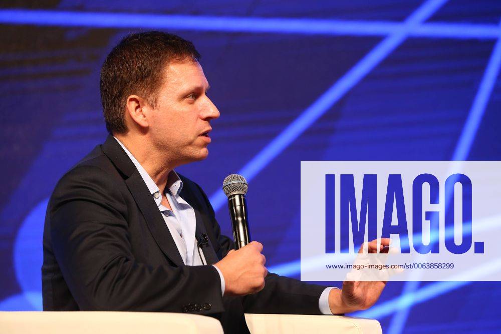 (CHINA OUT) Peter Thiel, co-founder of PayPal Inc., speaks during a forum themed on entrepreneurship and investment at China National Convention Center on February 27, 2015 in Beijing, China. CFP463855134