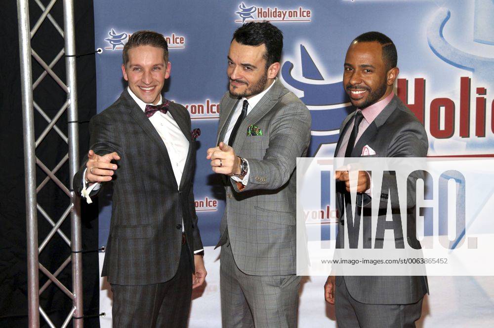Inan Lima, Giovanni Zarrella und Tom Marks (Vintage Vegas) bei der Premiere der Eisrevue Holiday on Ice - Platinum im Tempodrom. Berlin, 01.03.2015 Foto:xA.xFuturexImage