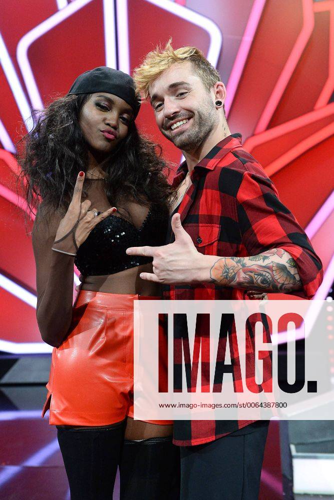 Let s Dance - Die RTL-Tanzshow am 24.04.2015 in den MMC-Studios im Coloneum in Köln Daniel Küblböck - Otlile Mabuse in der 6. Show der RTL-Tanzshow Let s Dance