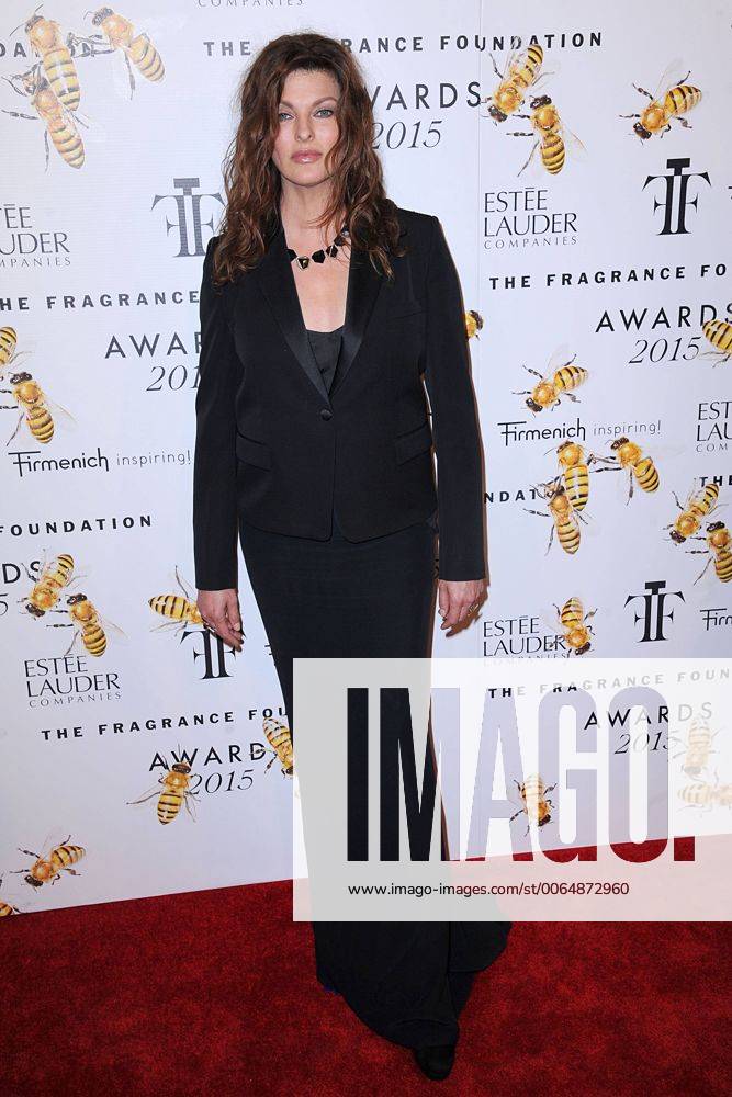 New York, NY, USA - June 17, 2015 New York City..Linda Evangelista attending the 2015 Fragrance Foundation Awards at Alice Tully Hall at Lincoln Center on June 17, 2015 in New York City : New York USA - ZUMAny1_