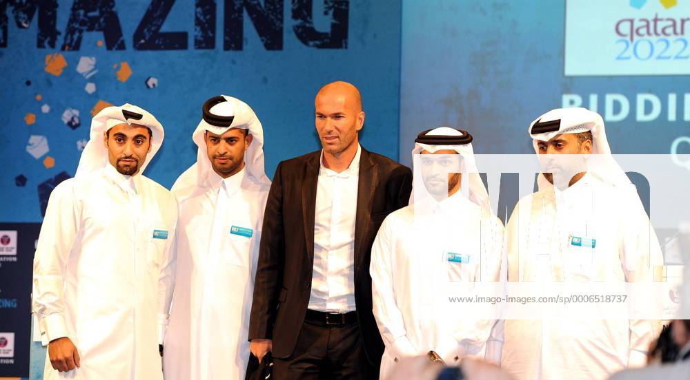 DOHA, Sept. 16, 2010 - Zinedine Zidane (FRA, C) poses with officials of the Qatar 2022 Bid Committee after a press conference in Doha, capital of Qatar, Sept. 16, 2010. Zinedine Zidane on Thursday accepted Qatar s invitation to become the official ambassador of the country s bidding for the 2022 FIFA World Cup finals.