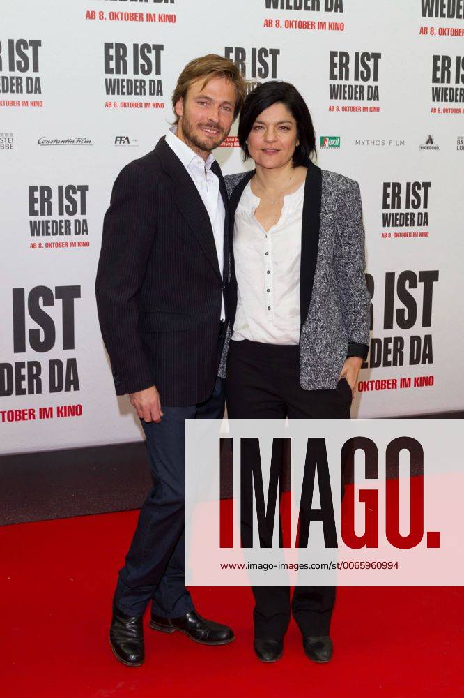 Andreas Pietschmann und Jasmin Tabatabai - Weltpremiere des Kinofilms Er ist wieder da in Berlin am 06.10.2015. Weltpremiere - Er ist wieder da