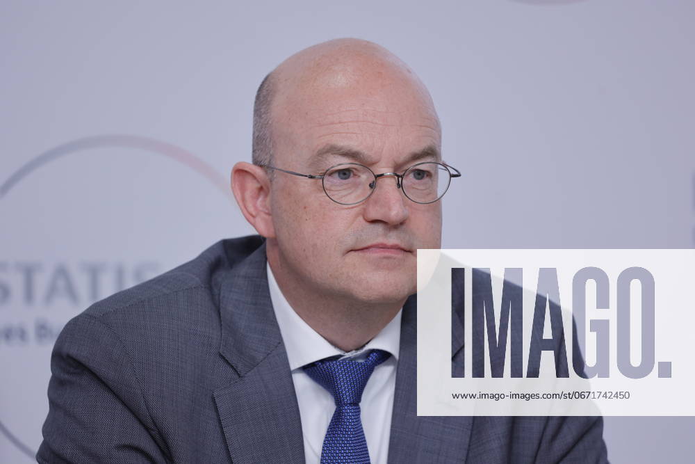 Stefan Dittrich - Statistisches Bundesamt, Deutschland, Berlin, Bundespressekonferenz, Thema: Statistisches Bundesamt, Zensus 2022: Start der Veröffentlichung der Ergebnisse