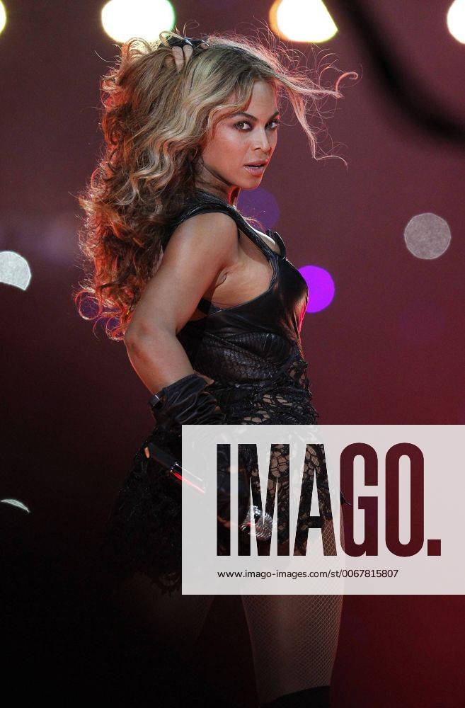 Feb. 3, 2013 - New Orleans, Louisiana, U.S. - BEYONCE performs during halftime of Super Bowl XLVII at the Mercedes-Benz Superdome. - ZUMAm67