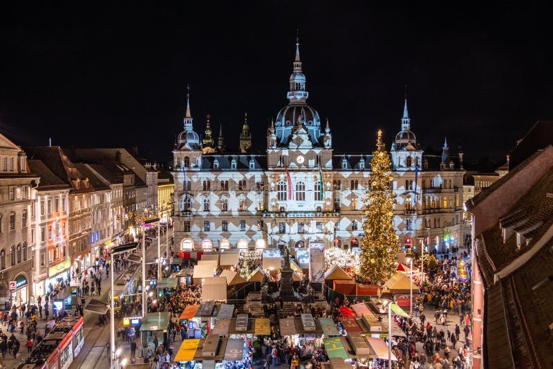 Christmas market Christkindlmarkt city hall Rathaus in Graz, Styria, Austria, Christmas market Christkindlmarkt on main square with city hall Rathaus in Graz, Styria, Austria