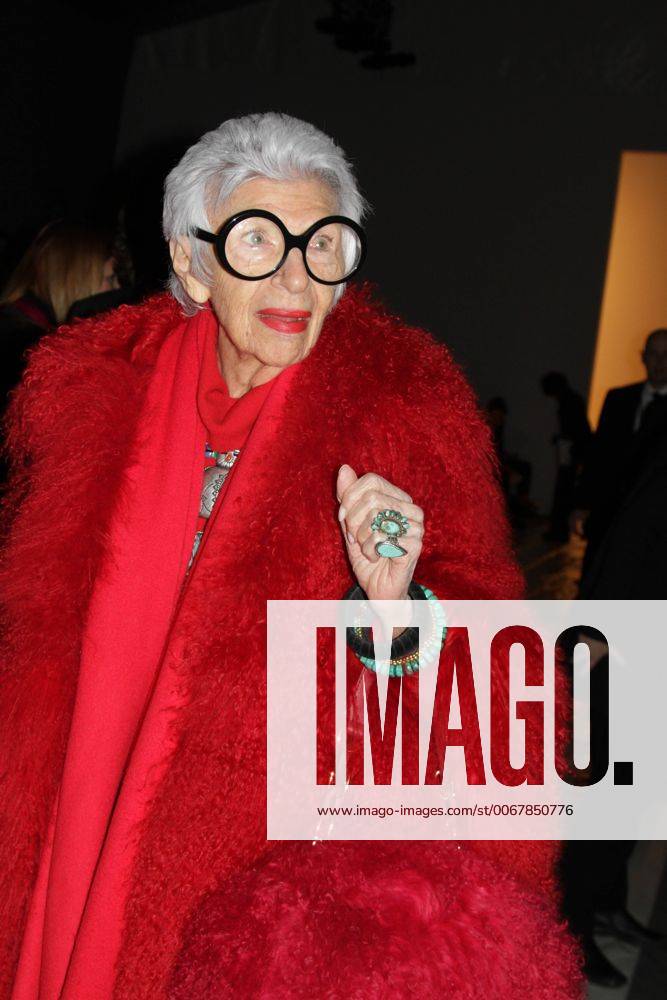 IMAGO ICONS: Iris Apfel Feb. 10, 2013 - New York, New York, U.S. - Joanna Mastroianni Fashion Show Fall 2013 .celebrities.Mercedes Benz NY Fashion Week.Lincoln Center, NYC.Photos by , Photos Inc 2013.IRIS APFEL. - ZUMAms4