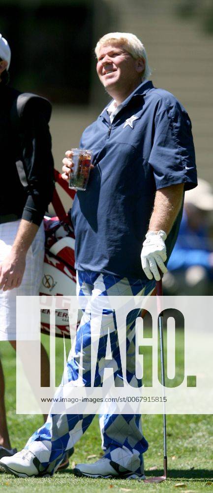 Palm Harbor, Florida, U.S. - DOUGLAS R. CLIFFORD TIMES.John Daly watches a teammate s ball during a drive at the 13th tee Wednesday (3 13 13) while competing in the Tampa Bay Championship Pro-Am at Innisbrook s Copperhead Golf Course in Palm Harbor. - ZUMAs70