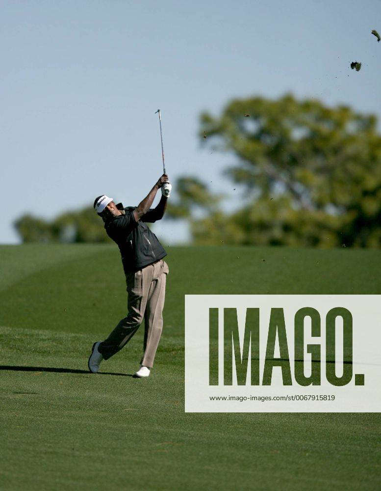 Palm Harbor, Florida, U.S. - DOUGLAS R. CLIFFORD TIMES.Vijay Singh uses an iron to approach the fifth green Wednesday (3 13 13) while competing in the Tampa Bay Championship Pro-Am at Innisbrook s Copperhead Golf Course in Palm Harbor. - ZUMAs70