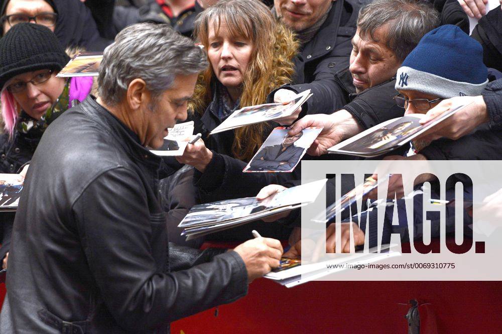 George Clooney arrives for the Hail, Caesar press conference at the 66th Berlin International Film Festival Berlinale 2016 on February 11, 2016in Berlin, Germany. Foto:xC.xNiehausx xFuturexImage