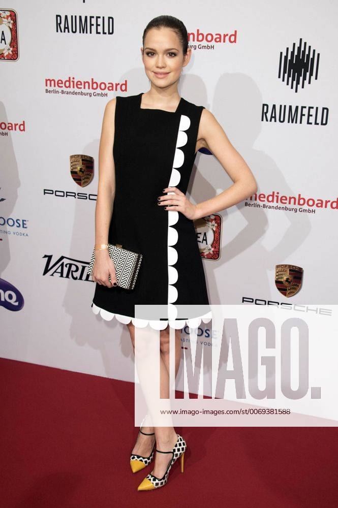 Emilia Schüle at the Medienboard Reception 2016 during the 66th Berlin International Film Festival Berlinale 2016 at The Ritz-Carlton hotel on February 13, 2016 in Berlin, Germany. Foto:xFredericx xFuturexImage