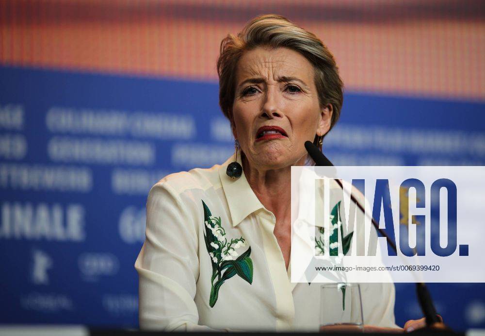 (160215) -- BERLIN, Feb. 15, 2016 -- Emma Thompson attends a press conference to promote the movie Alone in Berlin at the 66th Berlinale International Film Festival in Berlin, Germany, on Feb. 15, 2015. ) GERMANY-BERLIN-FILM-FESTIVAL-EMMA THOMPSON ZhangxFan
