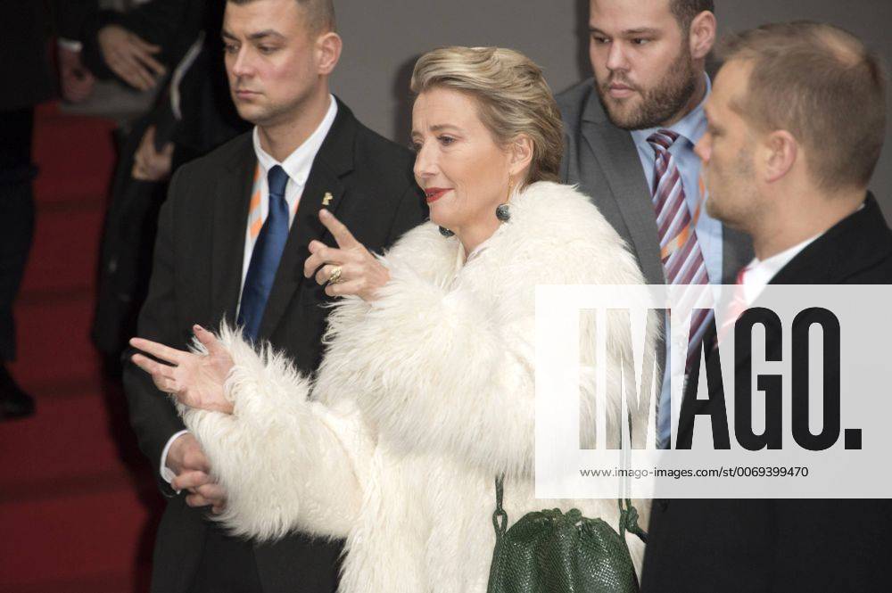 Emma Thompson arriving for the Alone In Berlin Jeder stirbt für sich allein press conference at the 66th Berlin International Film Festival Berlinale 2016 on February 15, 2016 in Berlin, Germany. Foto:xFredericx xFuturexImage