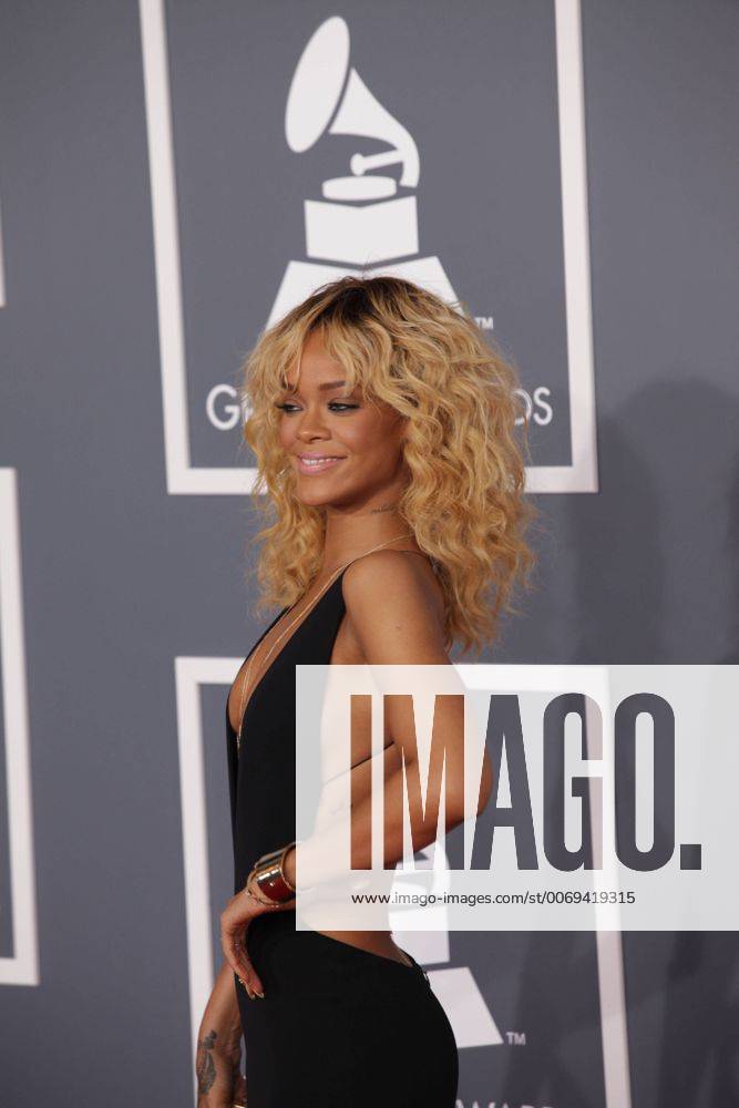 Feb. 12, 2012 - Los Angeles, California, U.S. - RIHANNA arrives for the 2012 Grammy Awards at the Staples Center. - ZUMAo05_