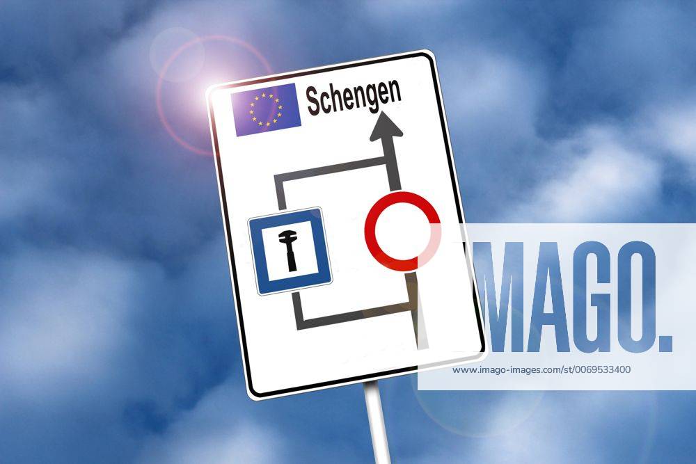 Symbolbild zur Krise in der EU Europäische n Union mit ungewisser Zukunft des Schengen Abkommens ohne Grenzkontrollen: Richtungsweiser mit Flaggen und Verkehrszeichen Werkstatt und Einfahrt verboten