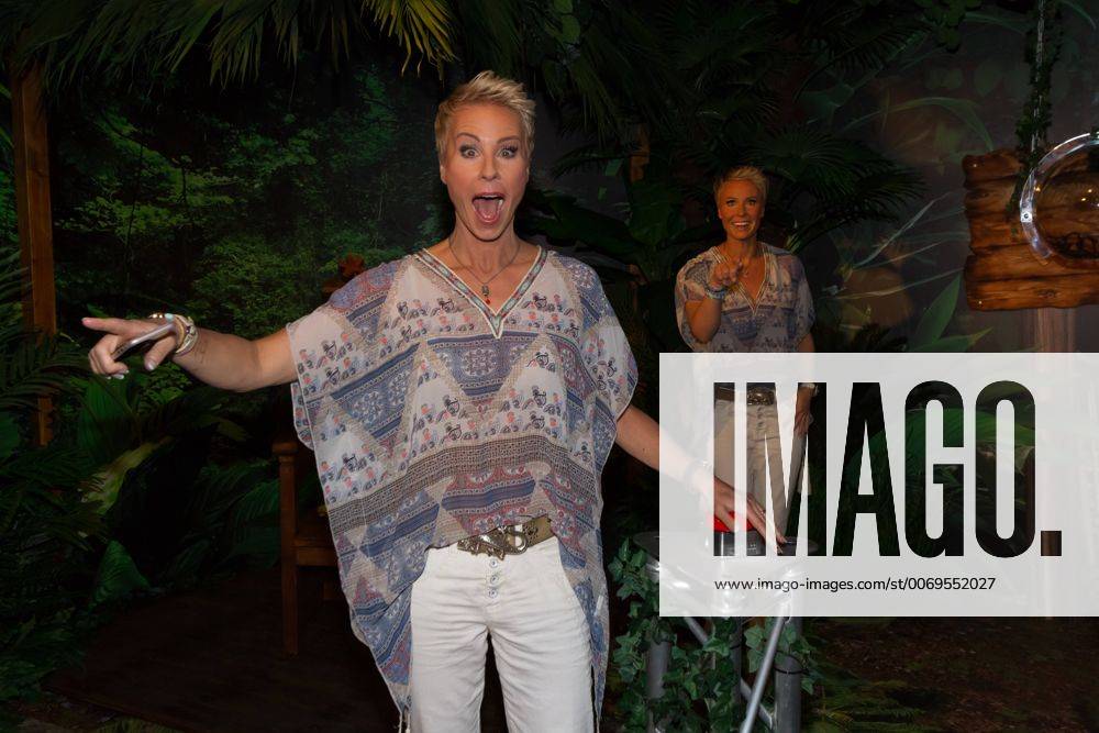 Sonja Zietlow - Enthuellung ihrer Wachsfigur bei Madame Tussauds Berlin am 22.02.1016. Sonja Zietlow - Wachsfigur