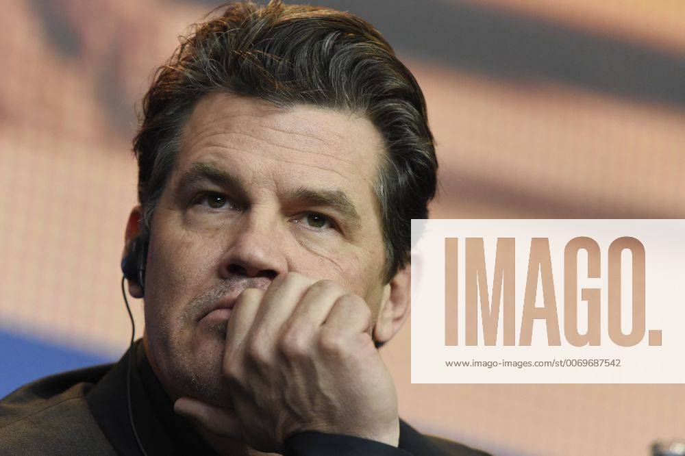 Schauspieler Josh Brolin während der Pressekonferenz zum Film -Hail, Caesar- anlässlich der 65. Internationalen Filmfestspiele Berlin 66. Internationale Filmfestspiele in Berlin IFB2016