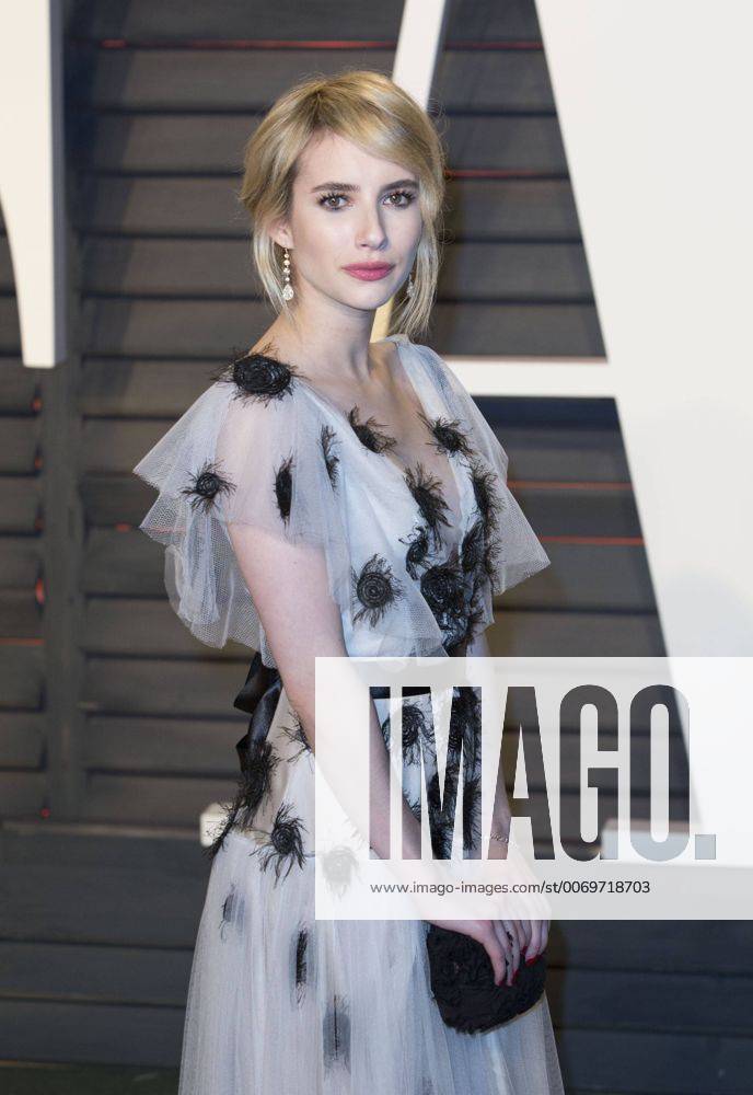 Beverly Hills, California, U.S - Emma Roberts on the red carpet at the 2016 Vanity Fair Oscar Party held at the Annenberg Center in Beverly Hills, California, Sunday February 28, 2016. Beverly Hills U.S. - ZUMAp124