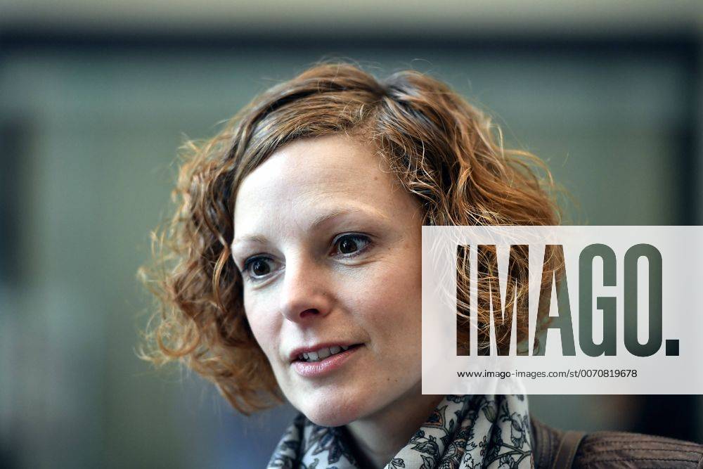 Federation Wallonia - Brussels Minister of Education and School Buildings Marie-Martine Schyns pictured during a meeting between Minister Bacquelaine and the Education Ministers of the three Regions, in Brussels, Monday 02 May 2016. ERICxLALMAND 04843425
