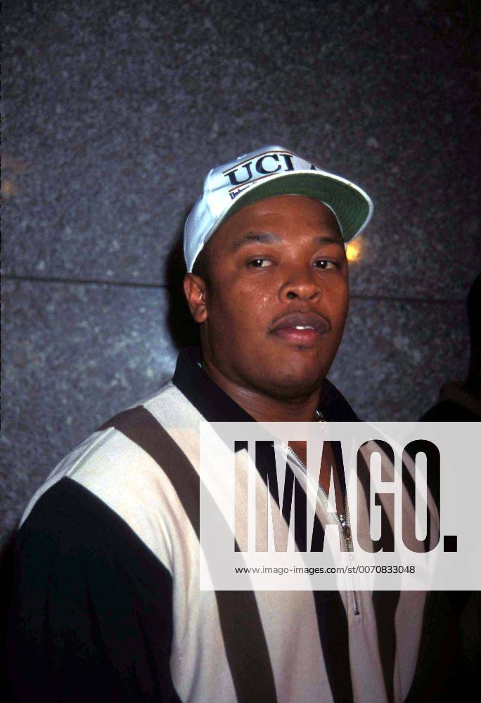 Jan. 1, 2011 - New York, New York, U.S. - K2504JBB.MTV VIDEO MUSIC AWARDS 1995 NOMINEES 09 07 95.DR DRE. 1995 - ZUMAba9_