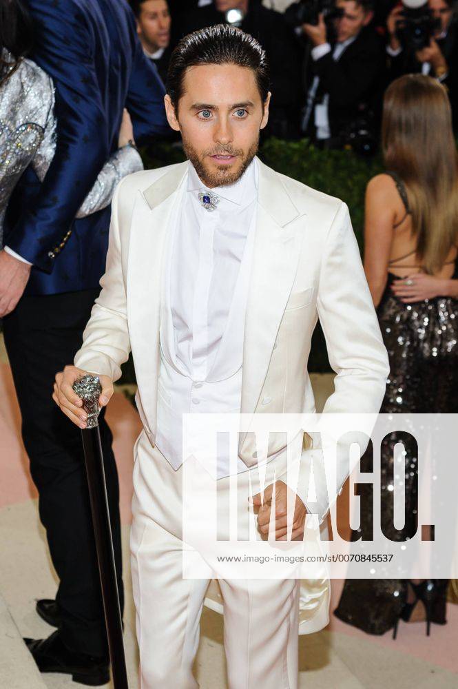 New York, NY, United States - 02 May 2016 - New York, New York - Jared Leto. Metropolitan Museum of Art Costume Institute Gala: Manus x Machina: Fashion in the Age of Technology. Photo Credit: Christopher Smith AdMedia New York United States - ZUMAa123