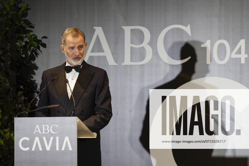 Spain s King Felipe VI delivers a speech during the 104th edition of the ABC Journalism Mariano de Cavia , Luca de Tena and Mingote Awards, in Madrid, Spain, 18 July 2024. 104th edition of the ABC Journalism Mariano de Cavia , Luca de Tena and Mingote Awards in Madrid !ACHTUNG: NUR REDAKTIONELLE NUTZUNG!