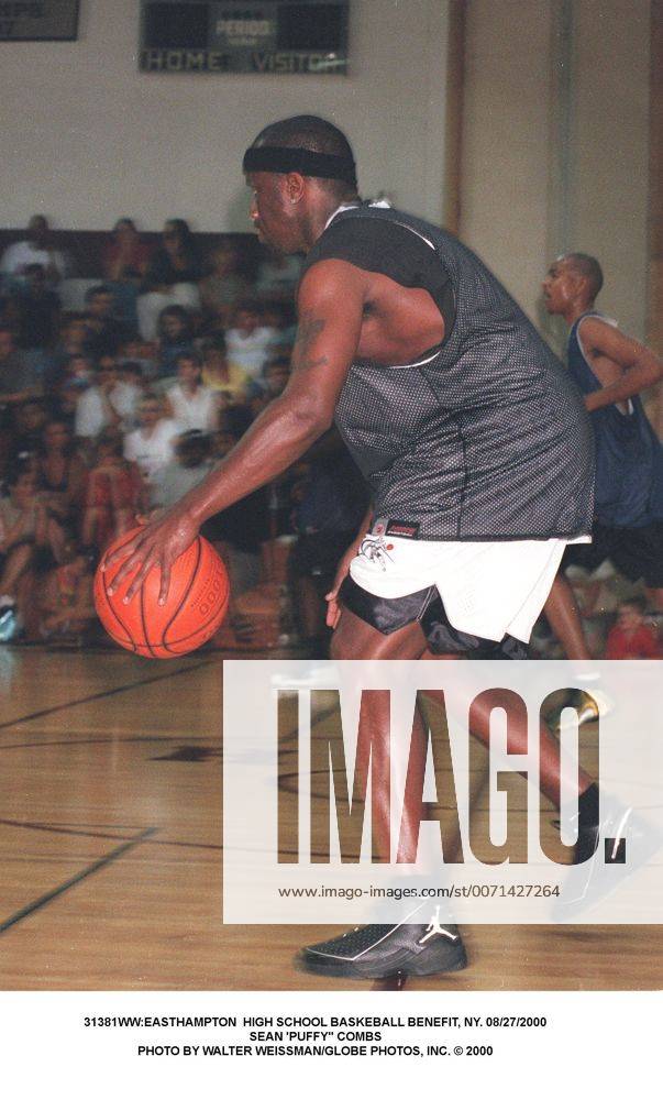 Jan. 1, 2011 - 31381WW:EASTHAMPTON HIGH SCHOOL BASKEBALL BENEFIT, NY. 08 27 2000.SEAN PUFFY COMBS. WALTER WEISSMAN 2000. - ZUMAg49_