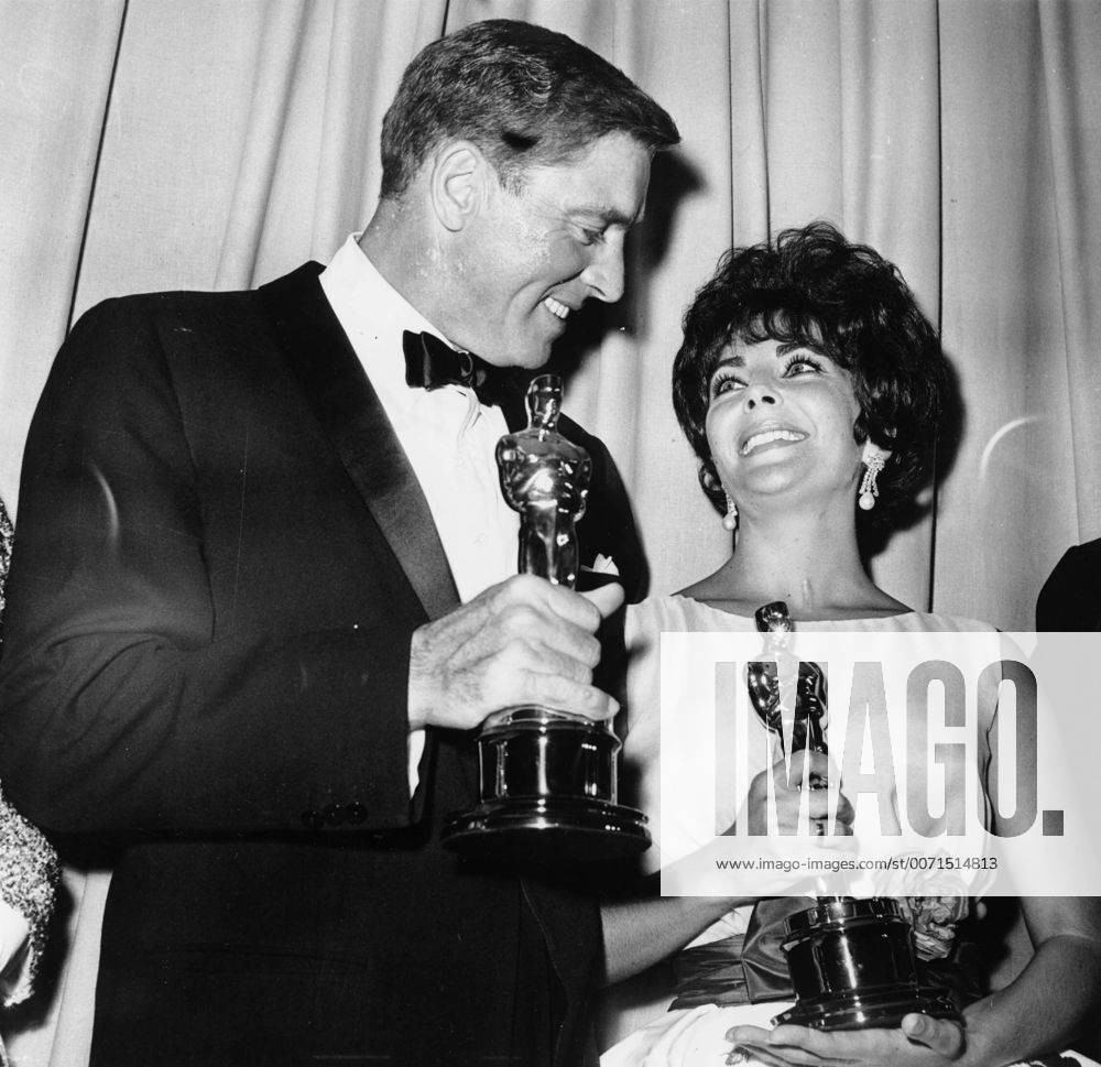 OSCARS. Bester Hauptdarsteller. Preisträger 1961-1970 Jan. 1, 2011 - 1961.BURT LANCASTER AND ELIZABETH TAYLOR.33RD ACADEMY AWARDS (OSCARS).SUPPLIED BY: - ZUMAg49_