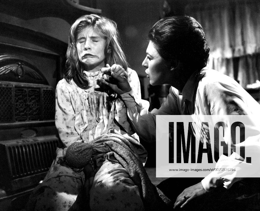 OSCARS: Beste Nebendarstellerin, Preisträgerinnen 1961-1970 Jan. 1, 2011 - PATTY DUKE AND ANNE BANCROFT IN THE MIRACLE WORKER .1962. - ZUMAg49_