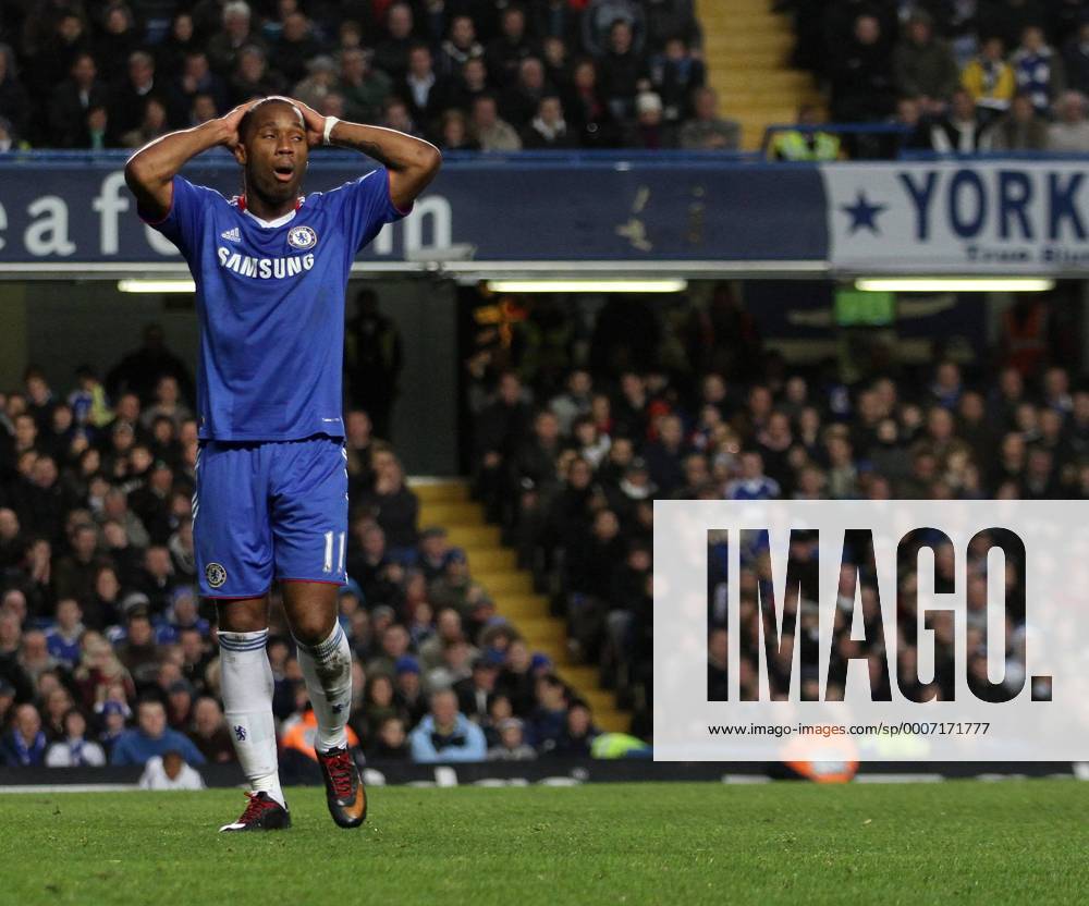 Chelsea s Didier Drogba looks on dejected Barclays Premier League: Chelsea FC London vs Blackburn Rovers, 15th January, 2011 - . o0 Enttäuschung
