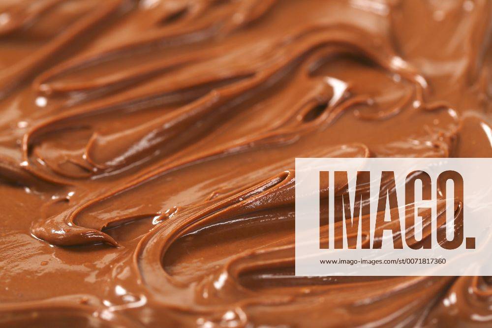Detail of melted chocolate spread backgrounds chocolate spread xdigifoodstockx CTKPhoto201510090766301